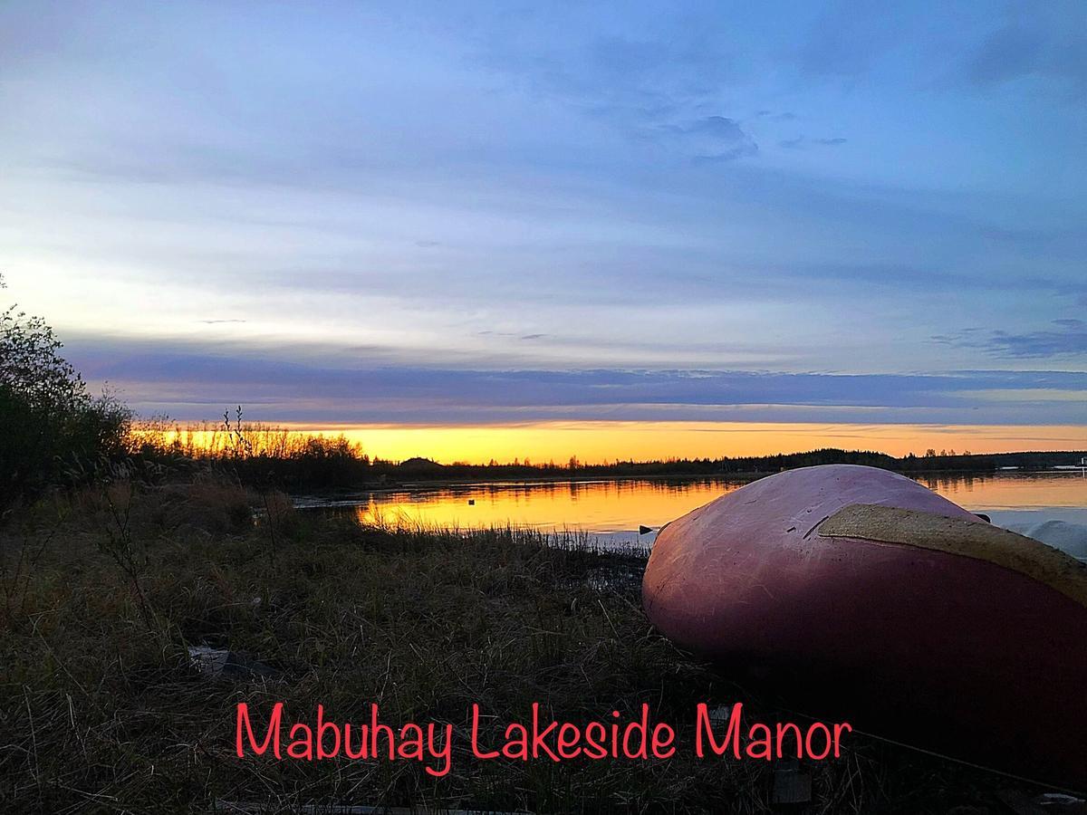 לינה וארוחת בוקר ילונייף Mabuhay Lakeside Manor מראה חיצוני תמונה